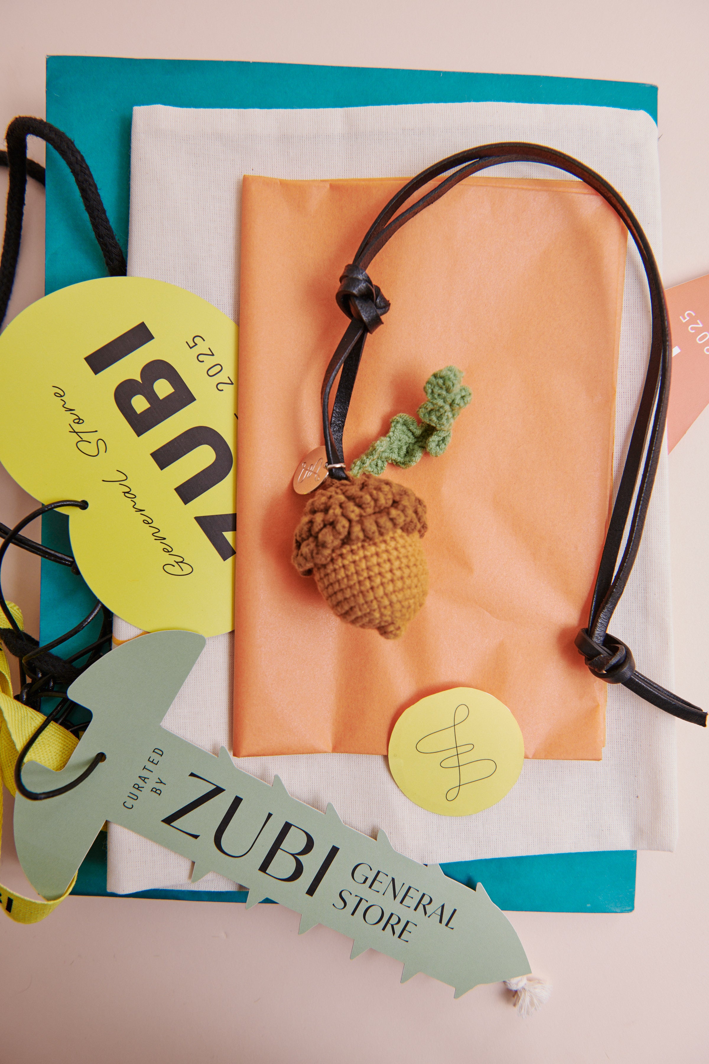 CHARM CROCHET BELLOTA