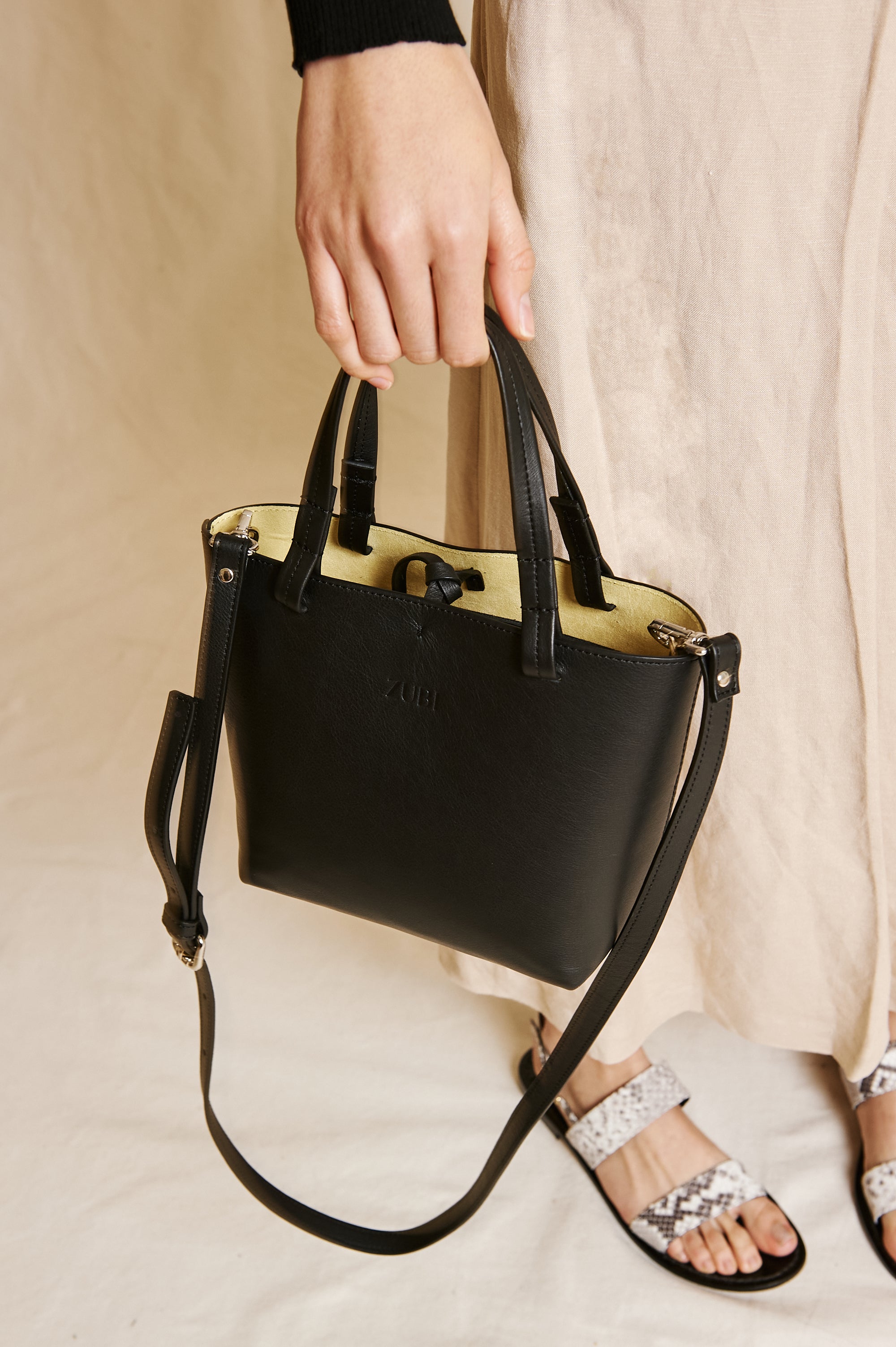 BOLSO ISAK MINI NEGRO
