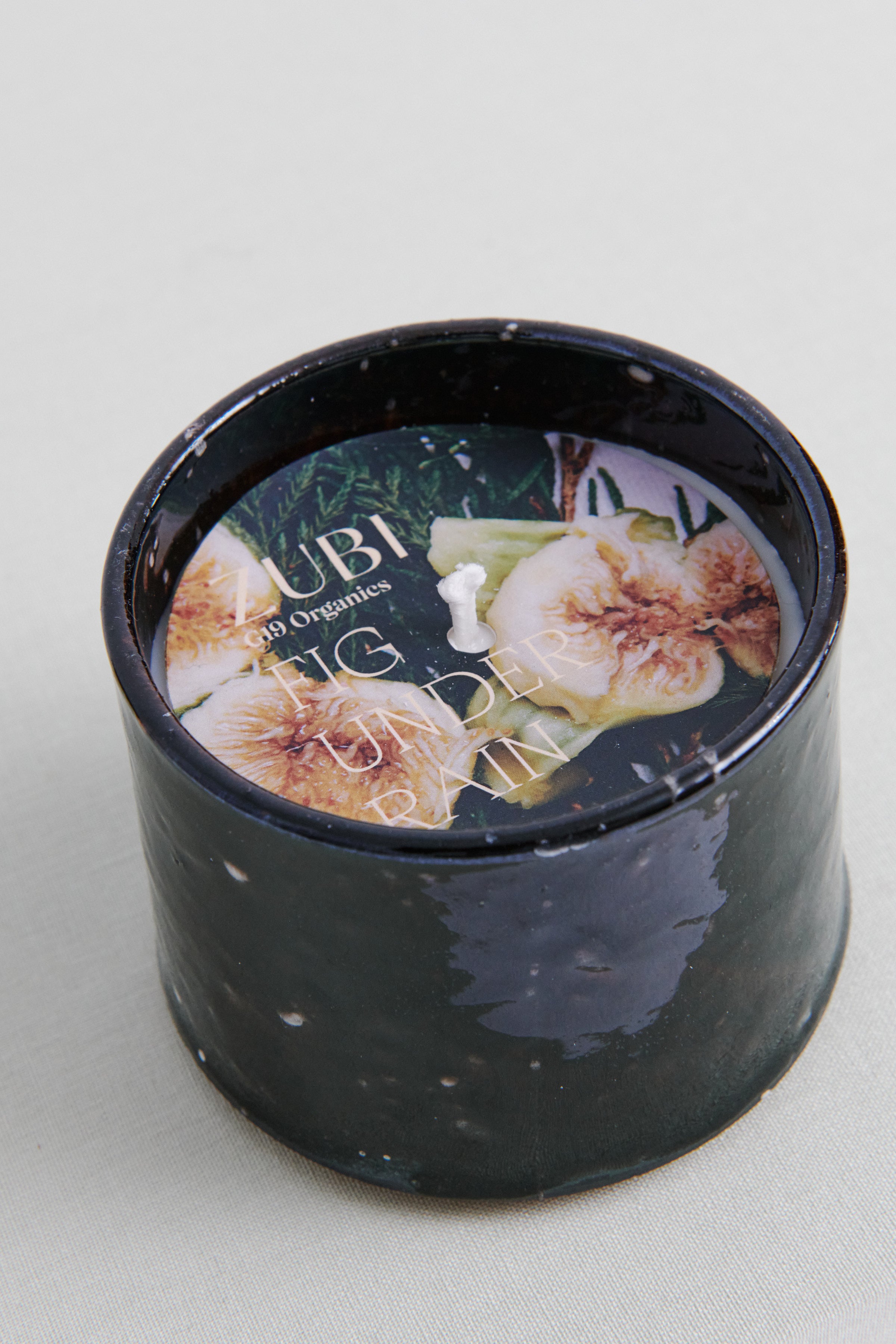 VELA FIG UNDER RAIN G19