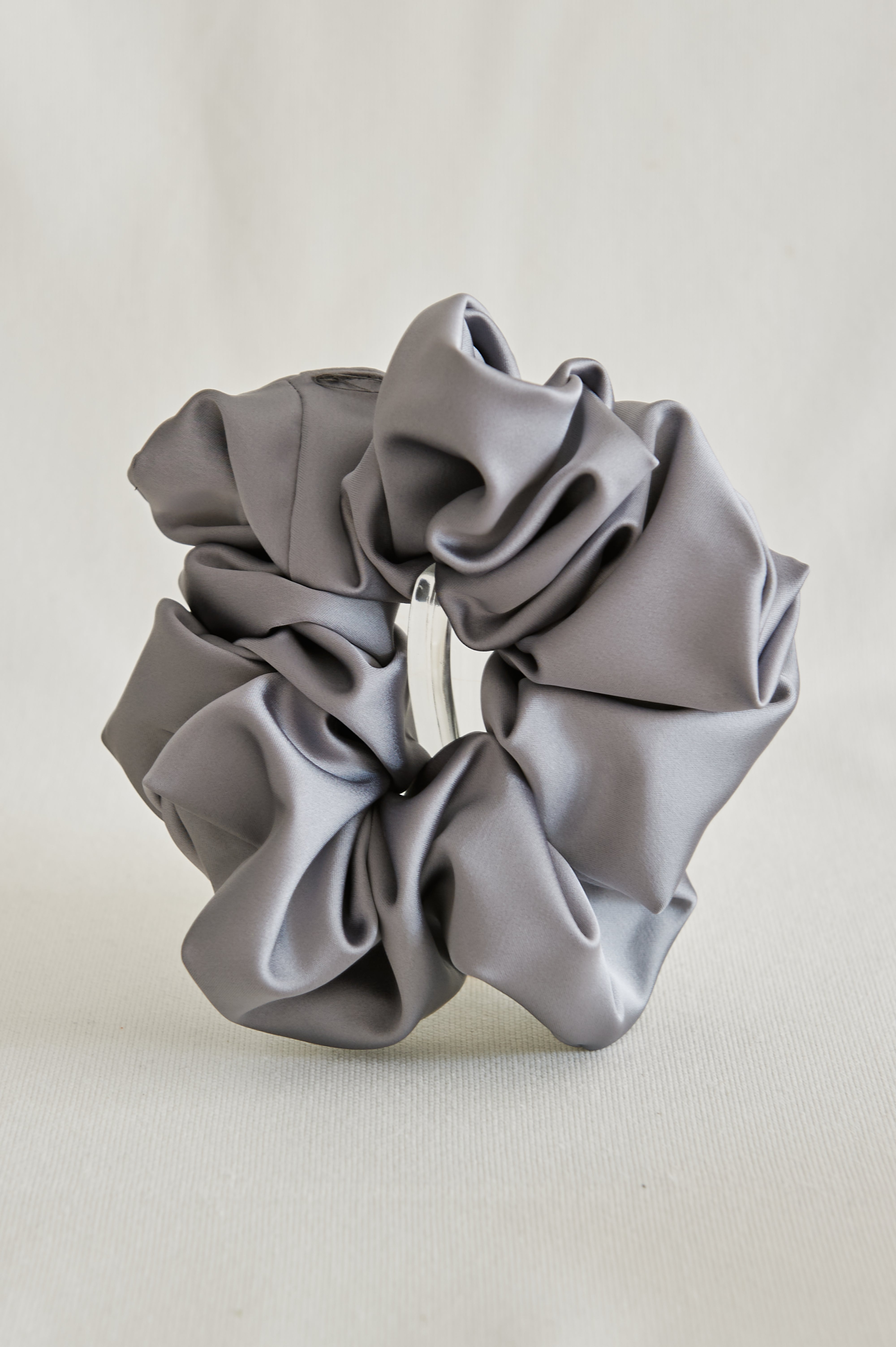 SCRUNCHIE XL PLATA