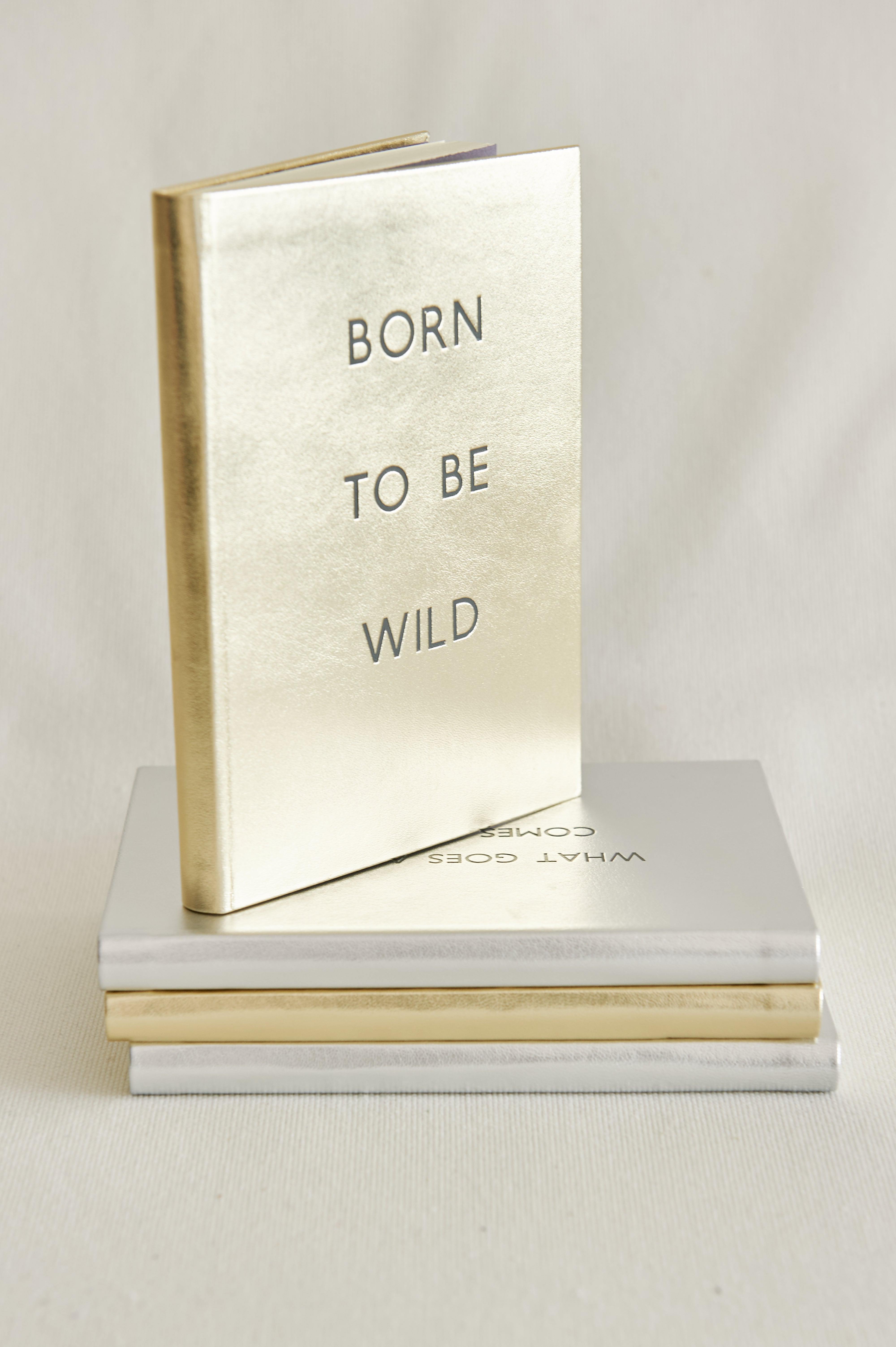 CUADERNO PIEL DORADO "BORN TO BE WILD"