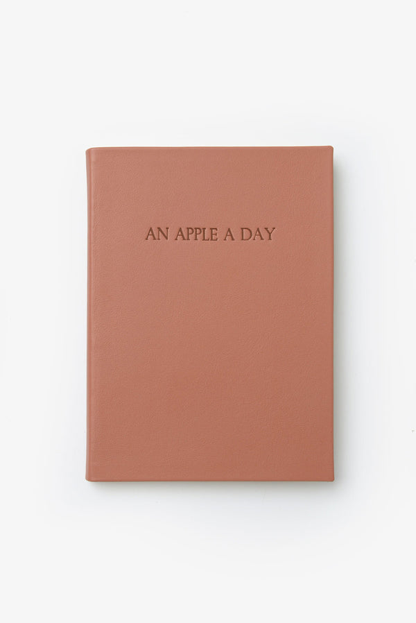 cuaderno AN APPLE A DAY piel rosa